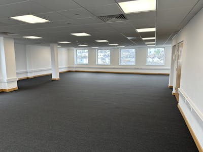 93-94 Queens Road, Brighton, Office To Let - IMG_9970.jpg