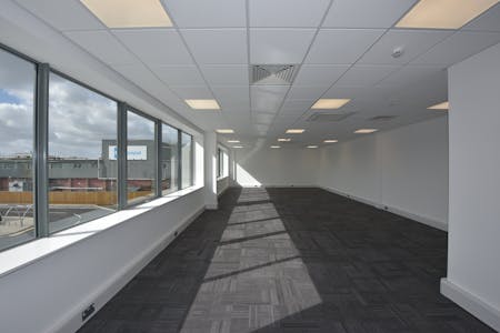 Unit 16, Bridgewater Point, Trafford Park, Industrial To Let - DSC_3033.JPG
