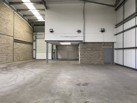 Unit 1 Thurrock Trade Park, West Thurrock, Industrial To Let - West Thurrock  Unit 1 TTP warehouse.jpg