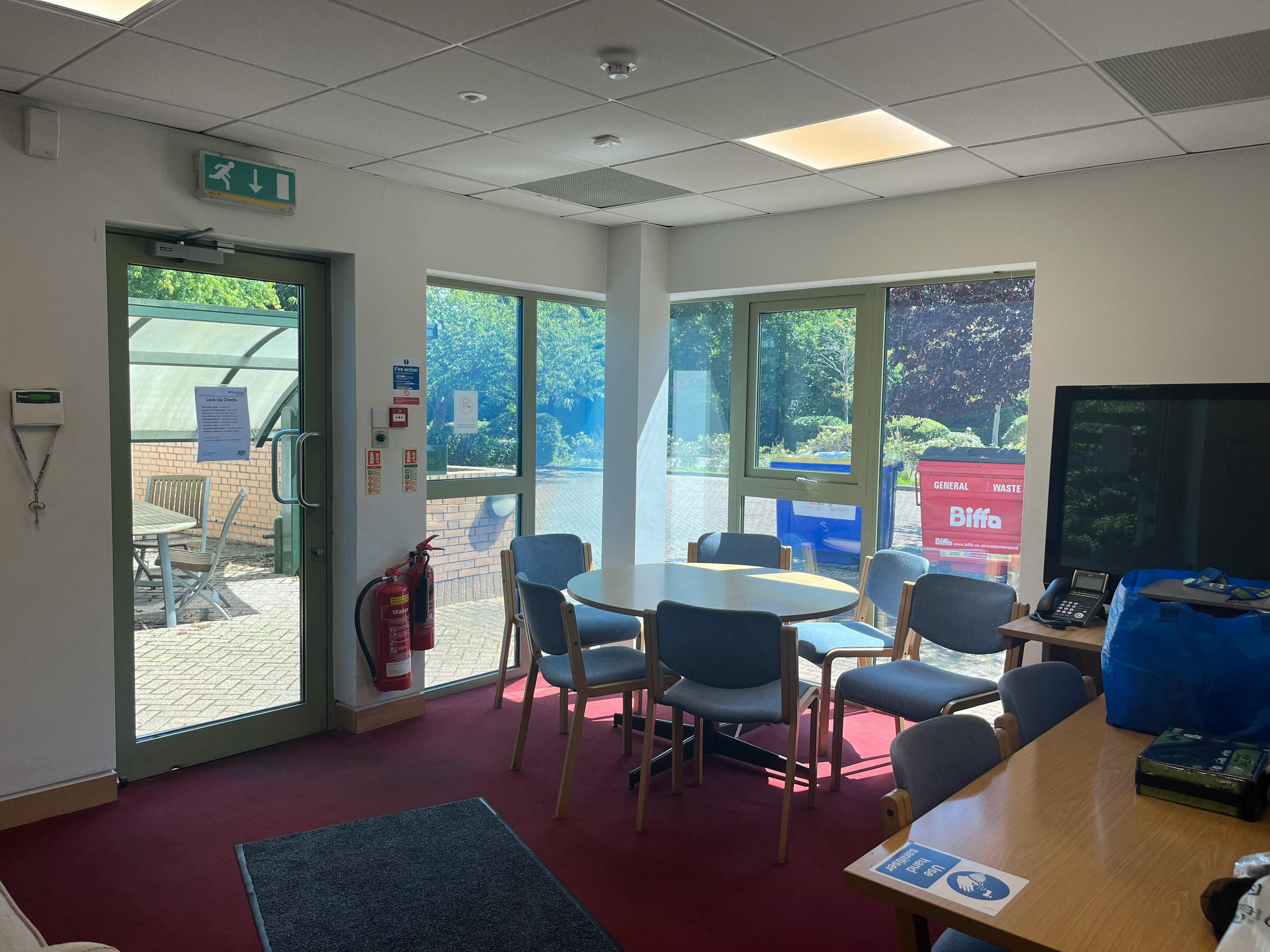 Accent House, Triangle Business Park, Quilters Way, Aylesbury, Offices To Let / For Sale - IMG_3531.JPG