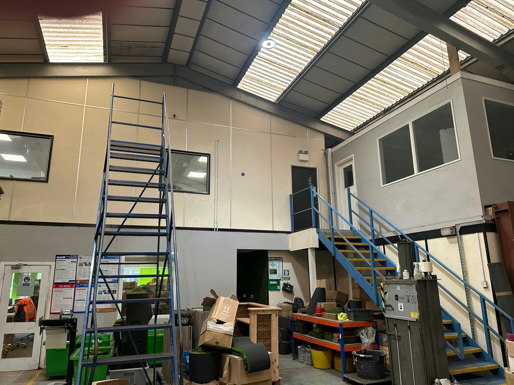 16 Hallsteads, Buxton, Industrial To Let - IMG_6580.jpg