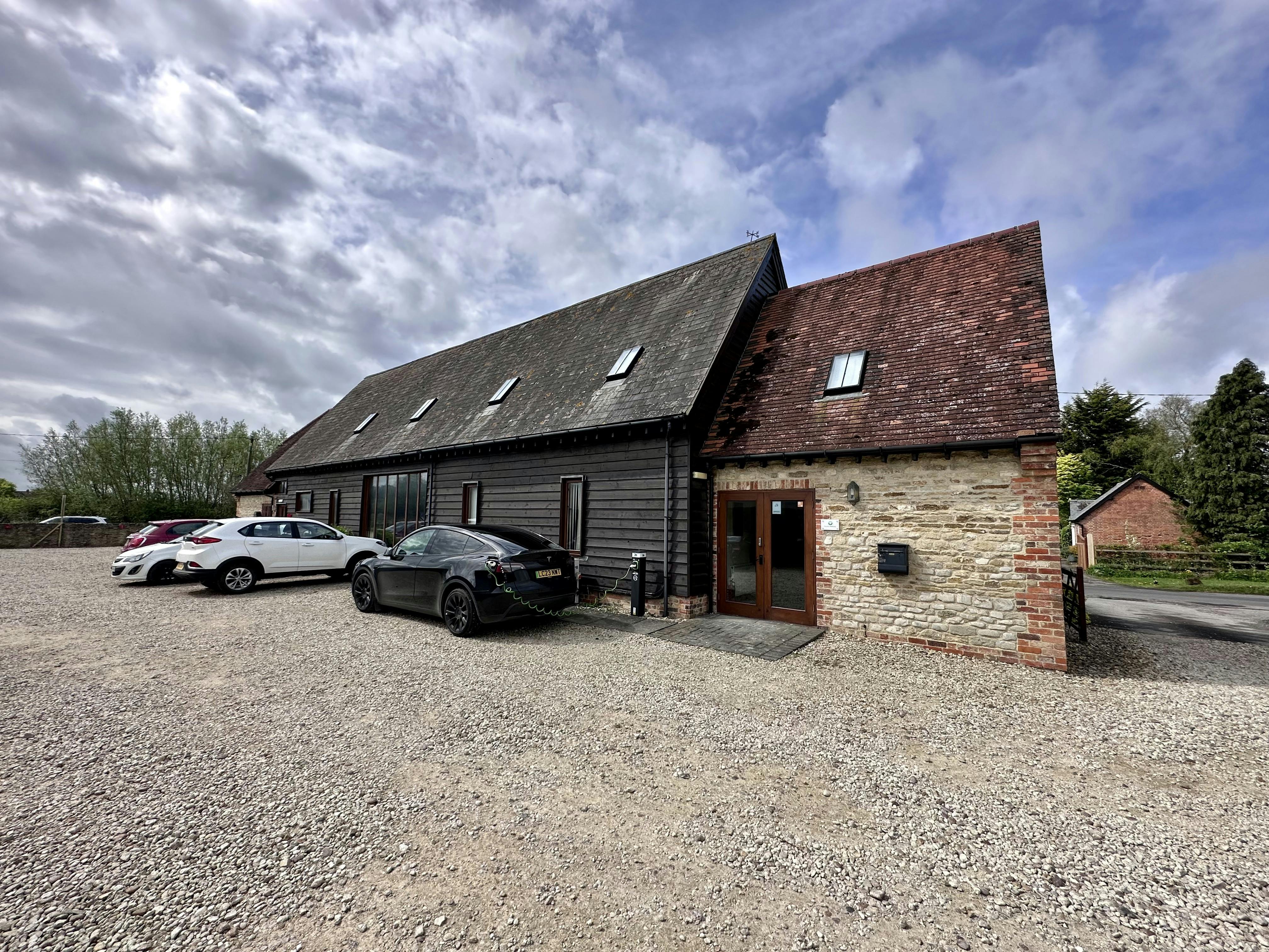 The Threshing Barn, Thame, Office To Let - FRONT.jpeg