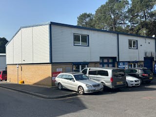 Unit 24 Glenmore Business Park, Blackhill Road, Poole, Industrial & Trade To Let - IMG_2168.JPEG