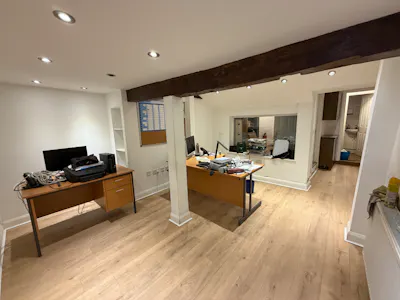 27 Church Street, Rickmansworth, Office To Let - IMG_0405.jpeg
