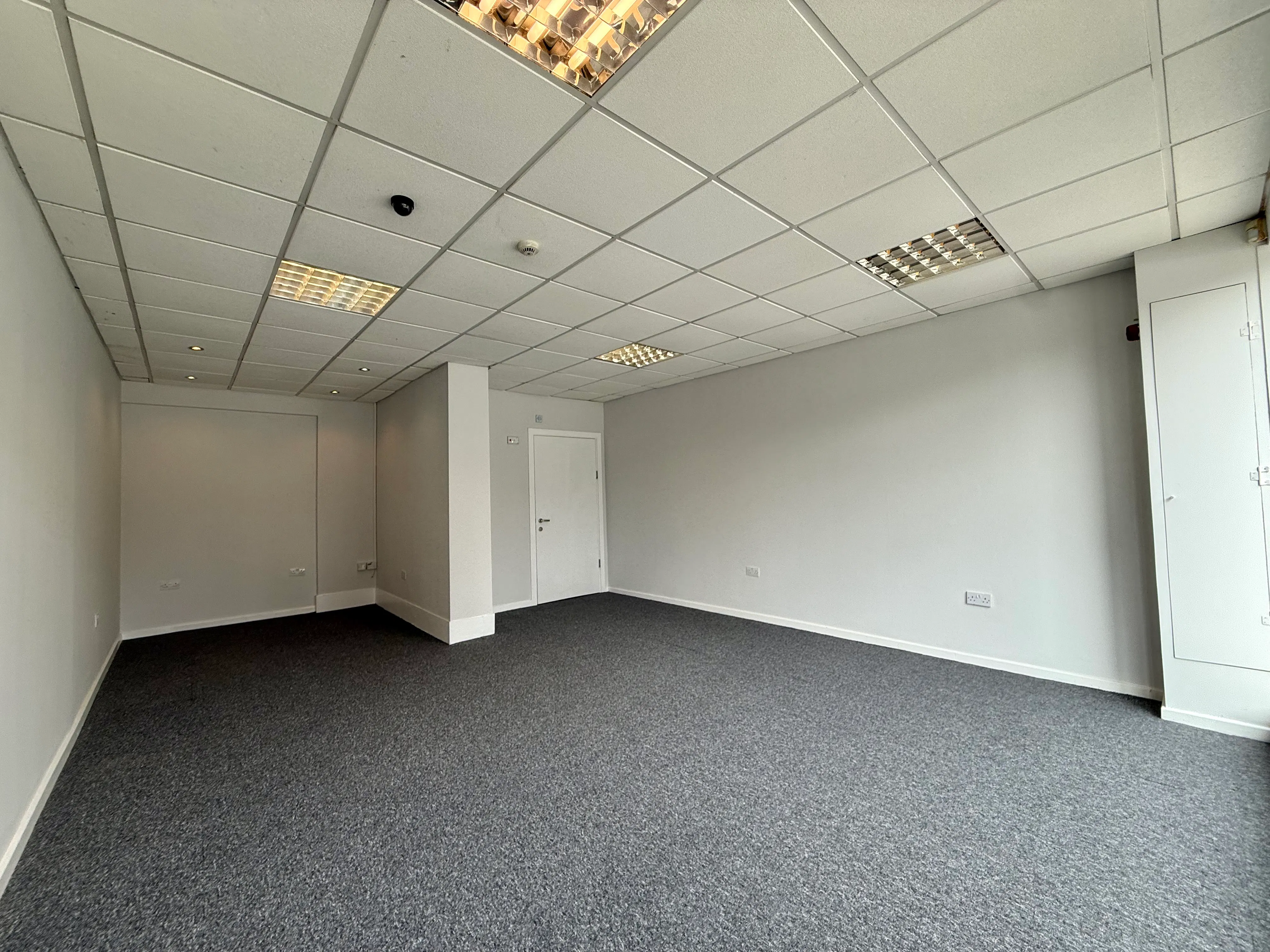 3 Britannia Shops, Consett, Offices / Retail To Let - IMG_1184.jpeg