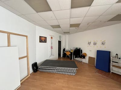 33 The Octagon, Brighton Marina Village, Brighton, Office / Retail To Let - IMG20250725WA0003.jpg
