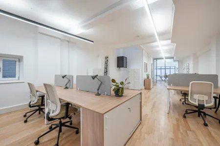 15 Adeline Place, London, Office To Let - reception (10).jpg