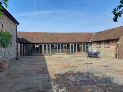 Unit 2, Cobbe Barns, Cobbe Place Farm, Lewes, Office To Let - 20240405_144655.jpg