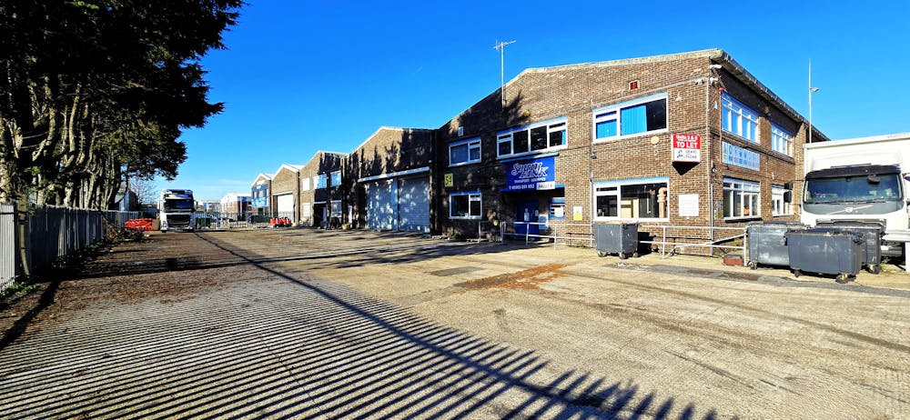 Unit 5, Lancing Business Park - 20251121_120621(0) - Edited.jpg