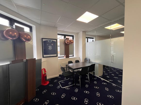 5 Chalfont Court, Amersham, Offices To Let - 9.jpeg