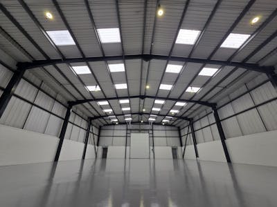 Unit 560, Salford, Industrial/Logistics To Let - H.jpg