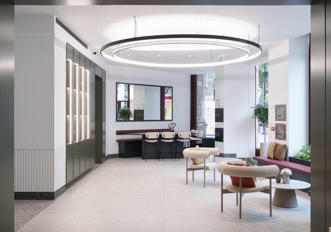 01430.jpg Vernon & Sicilian, 21 Southampton Row, London, Office To Let - 01430.jpg