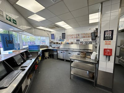 16-17 St Georges Place, Brighton, Takeaway Lease Assignment - IMG_9148.jpg