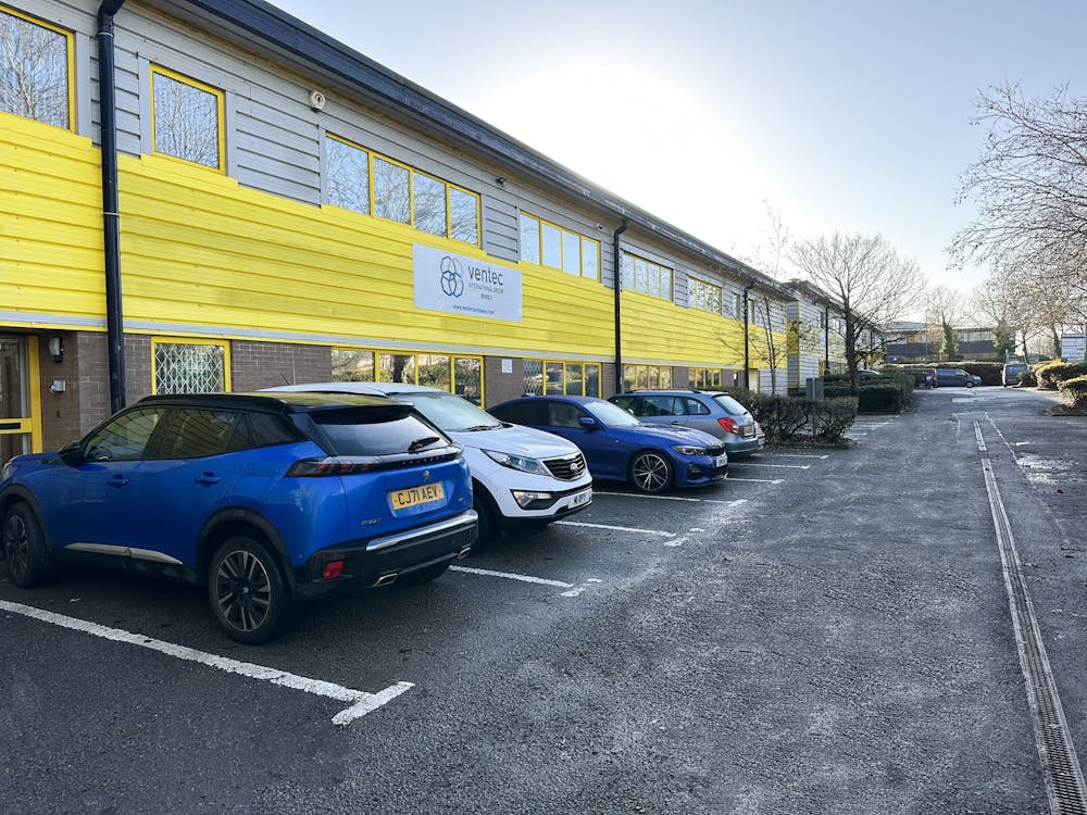 Unit 2 Trojan Business Centre, Warwick, Industrial/Logistics / Warehouse To Let - IMG_6505.jpg