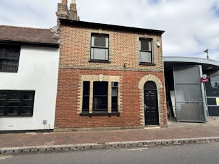 Unit 2, Phoenix Plaza, Chertsey, Restaurant / Takeaway To Let - IMG_3039.JPEG