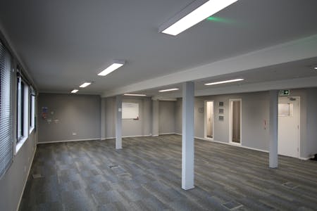 Condor House, Poole, Office To Let - IMG_3295.JPG
