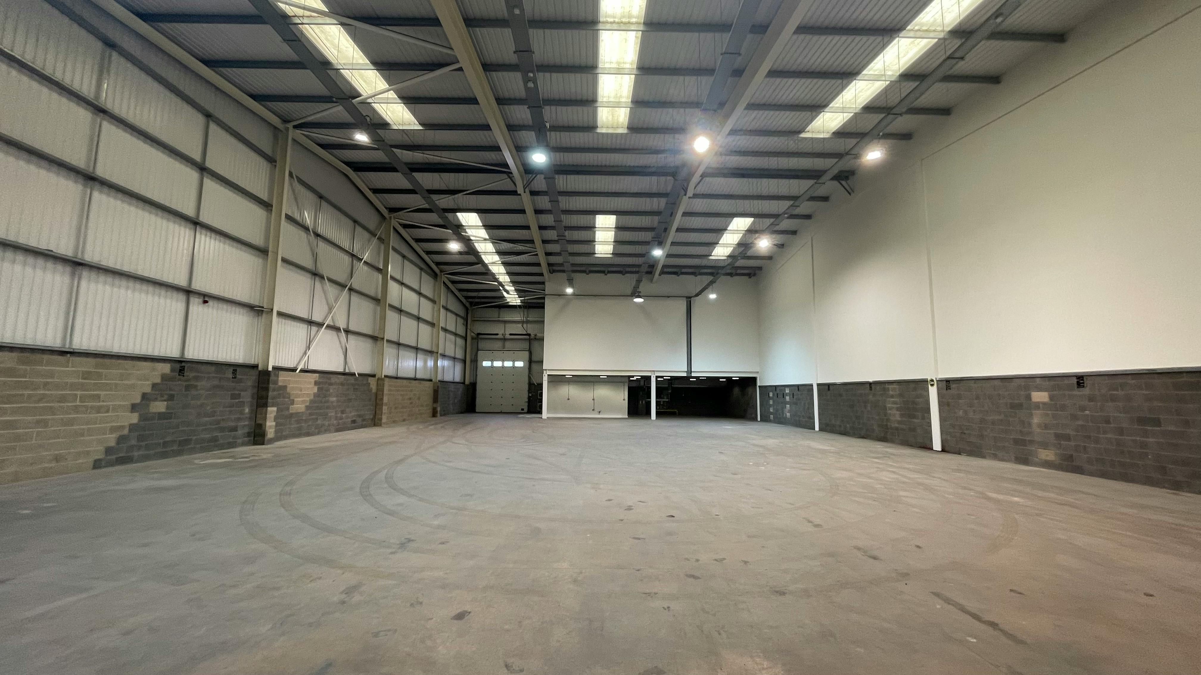 Industrial Unit in Kidderminster - photo 3