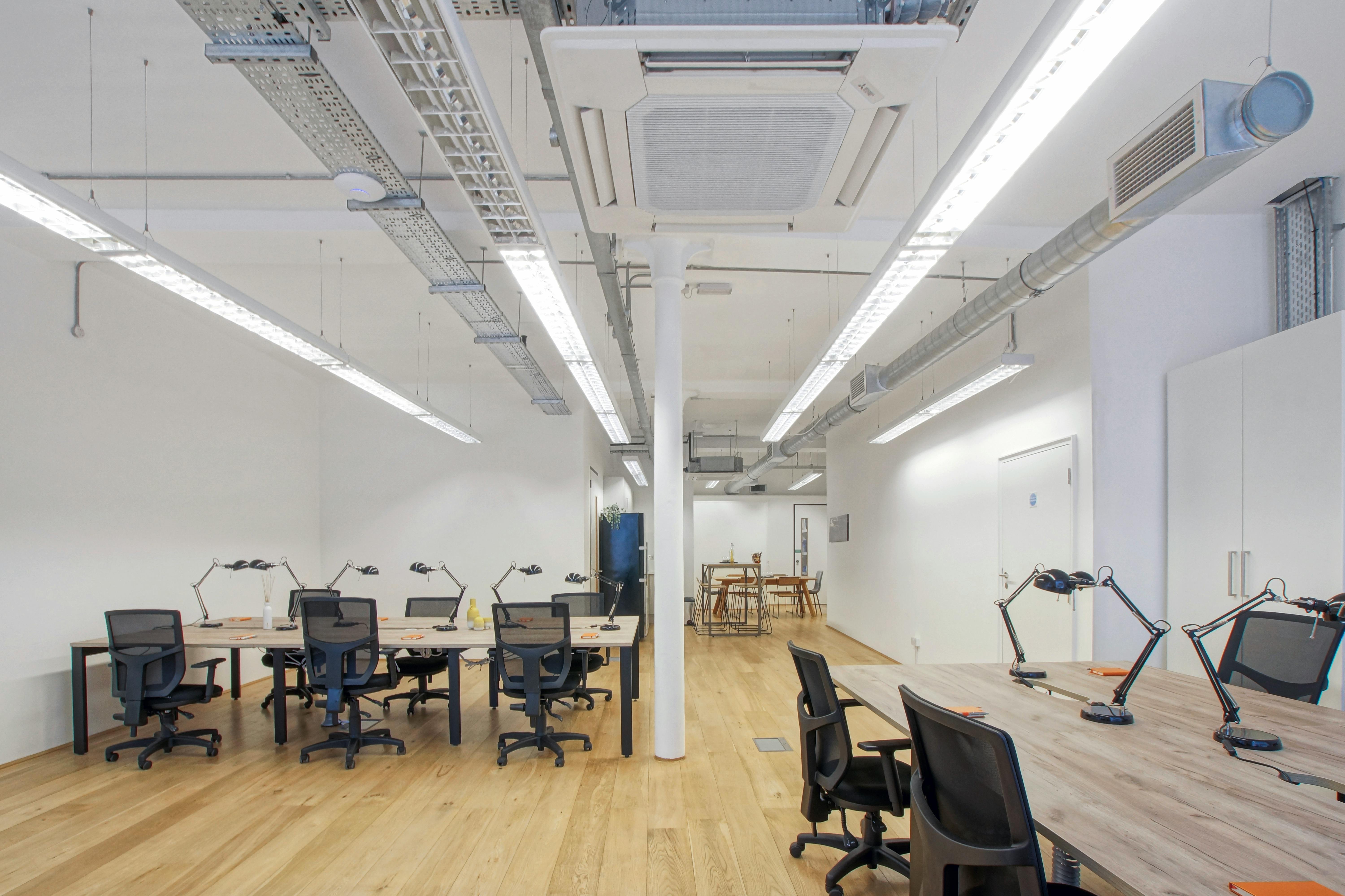 Office in London - photo 2