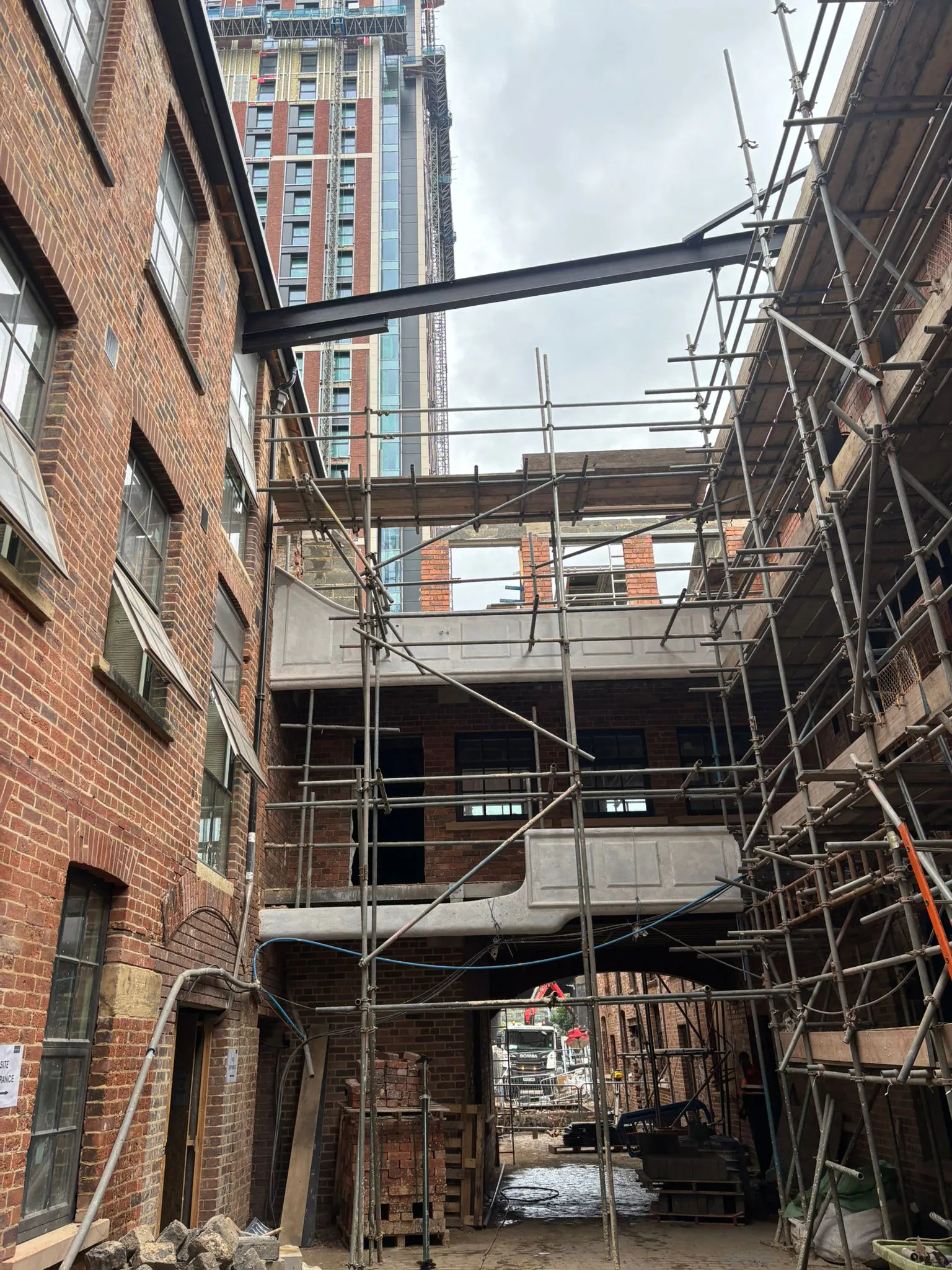 Midland Mills, Holbeck, Leeds, Leisure To Let - LXFH3250 - Copy.JPG