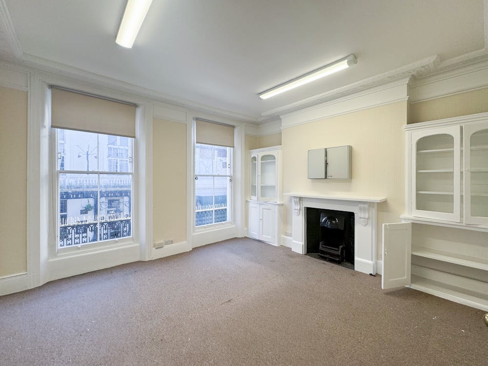 23 Leinster Terrace - (Retail) - Image 9.jpg