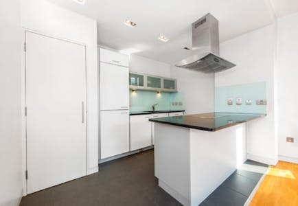 Friend Street, London, Residential Flat To Let - Kitchen