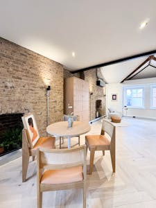 34-35 Eastcastle Street, 4th Floor, London, Office To Let - Image  20250910T125528529.jpg