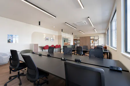 Lumiere - The HQ Building, 5 Elstree Way, Borehamwood, Office To Let - IW-120826-STI-065.jpg