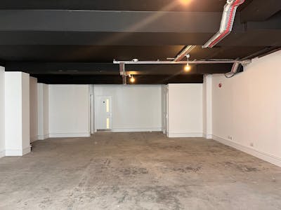 Ground floor retail, 1-3 Market Street, Aylesbury, E (Commercial / Business / Service) / Office / Retail To Let - WhatsApp Image 20250321 at 162546_49472a58.jpg