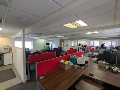 1 Office Gedore Torque, Tannery Lane, Guildford, Office To Let - 1000006177.jpg
