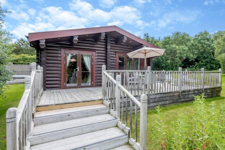 Weybread Lakes and Lodges, Mill Lane, Diss, Caravan Park - Holiday / Leisure For Sale - Log cabin