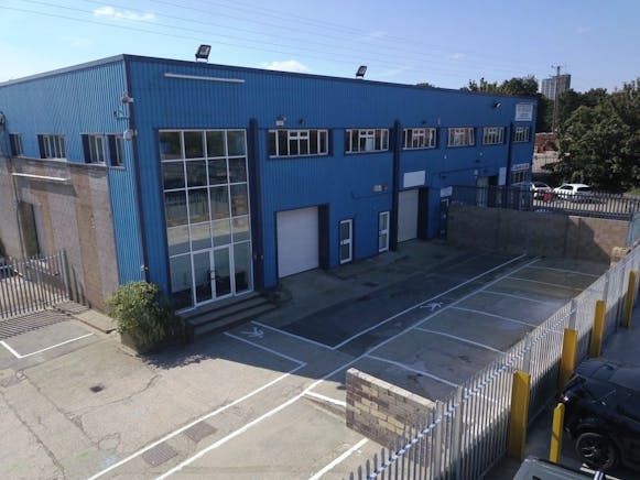 Unit 3 Roentgen Court, Roentgen Road, Basingstoke, Industrial To Let - Picture12.jpg