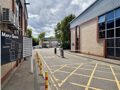 9 Maple Grove Business Centre, Hounslow, Industrial / Warehouse To Let - IMG_6588.jpg