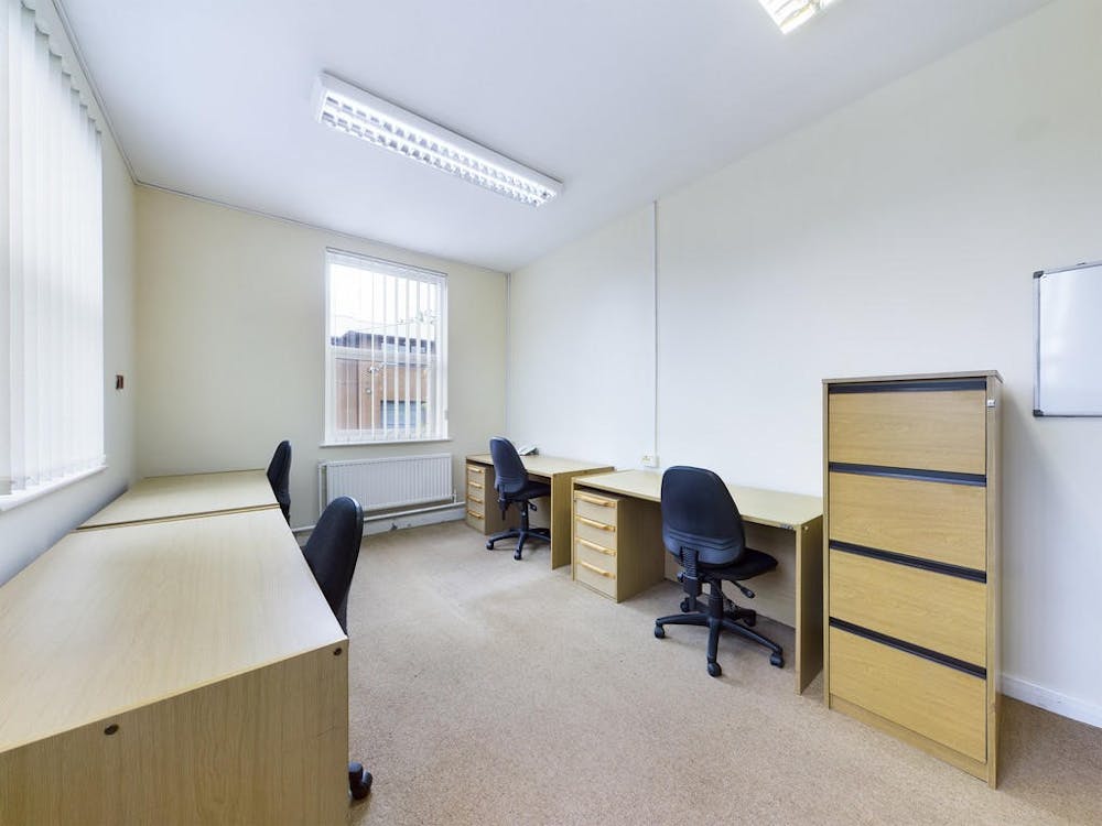 Oakridge House, Wellington Road, High Wycombe, Serviced Office To Let - Internal 2.jpg