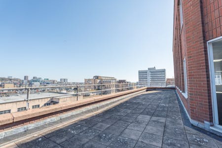 Queens Road Quadrant, 1-5 Queens Road Quadrant, Brighton, Office To Let - DSC08693.jpg