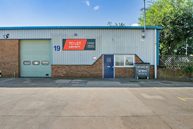 Fieldhead Business Park, Great Russell Court, Bradford, Industrial/Logistics / Trade Counter To Let - 8617863-exterior02-800.jpg