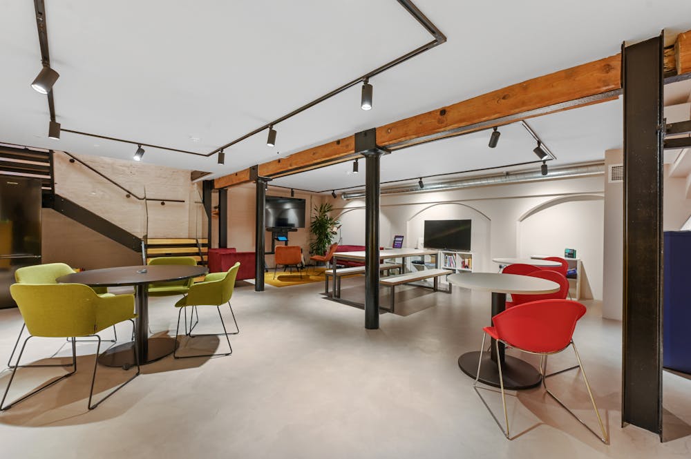 81a Endell Street (LG & G) - OLRIB81AEndellStreet28.JPG