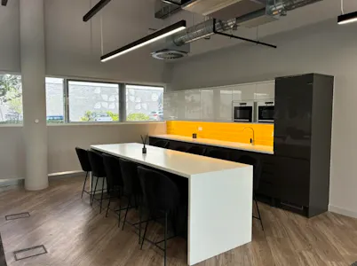 1st Floor, Norfolk House, Silbury Boulevard, Milton Keynes, Office To Let - img3.png