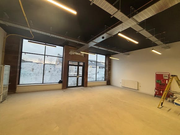 102 Stewarton Street, Wishaw, Retail To Let - PHOTO-2026-02-04-14-53-06 2.jpg