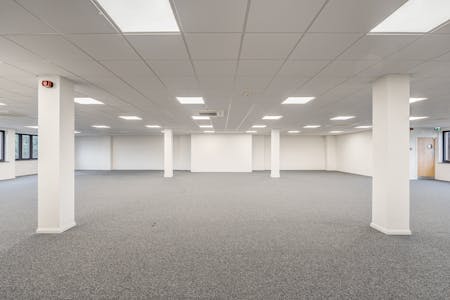 Upton House, 7 Perrymount Road, Haywards Heath, E (Commercial / Business / Service) / Office To Let - Third Floor-4.jpg