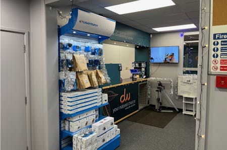 Unit B Imperial Park, Leatherhead, Industrial/Logistics / Industrial / Warehouse To Let - Offices