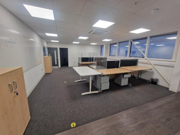 Spectrum Court, Intec Business Park, Basingstoke, Industrial / Industrial To Let - 20241101_140239.jpg