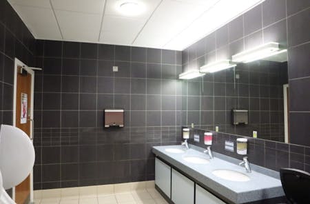 Platinum House - Ground Floor, Sussex Manor Business Park, Crawley, Office To Let - Platinum House 17.jpg
