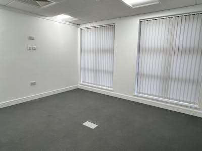 Vaughan Chambers, 4 Tonbridge Road, Maidstone, Office To Let - IMG_7944.JPG