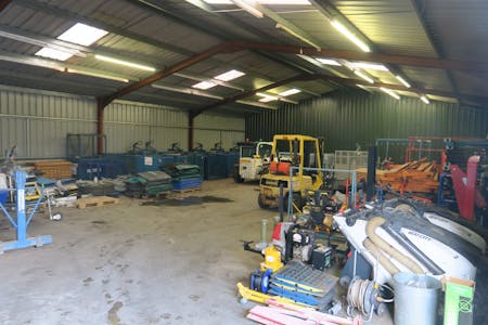 Hillside Yard, Theobalds Park Road, Enfield, Industrial/Logistics / Open Storage To Let - IMG_1623.JPG