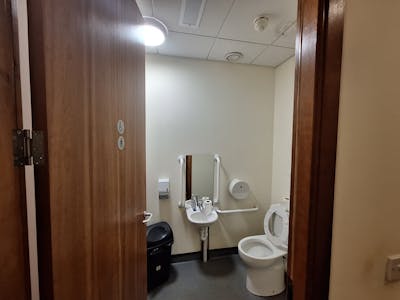 Office 2.0, 2F The Atrium, Cork, Office To Let - 20251103_172024.jpg