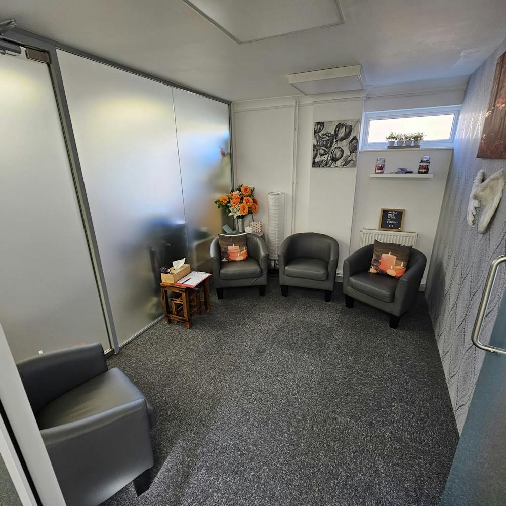 The Heathfield Centre, Streatfield Road, Heathfield, Office To Let - 7bab8efab7b447b3a7d7cbc0640c6c0b.jpg