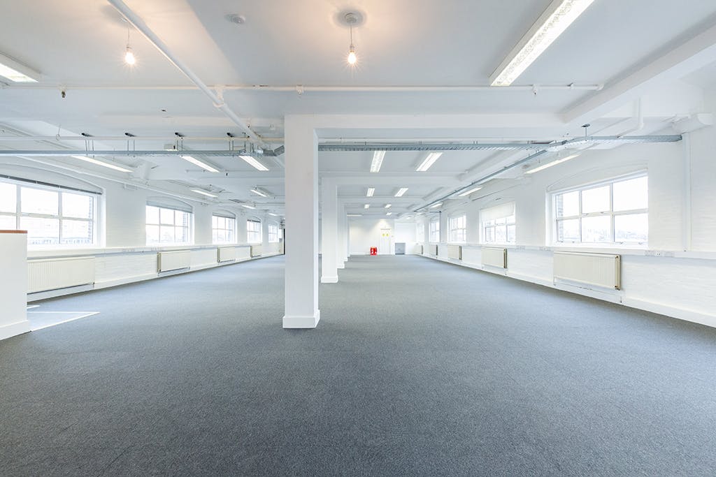 Office in London - photo 4