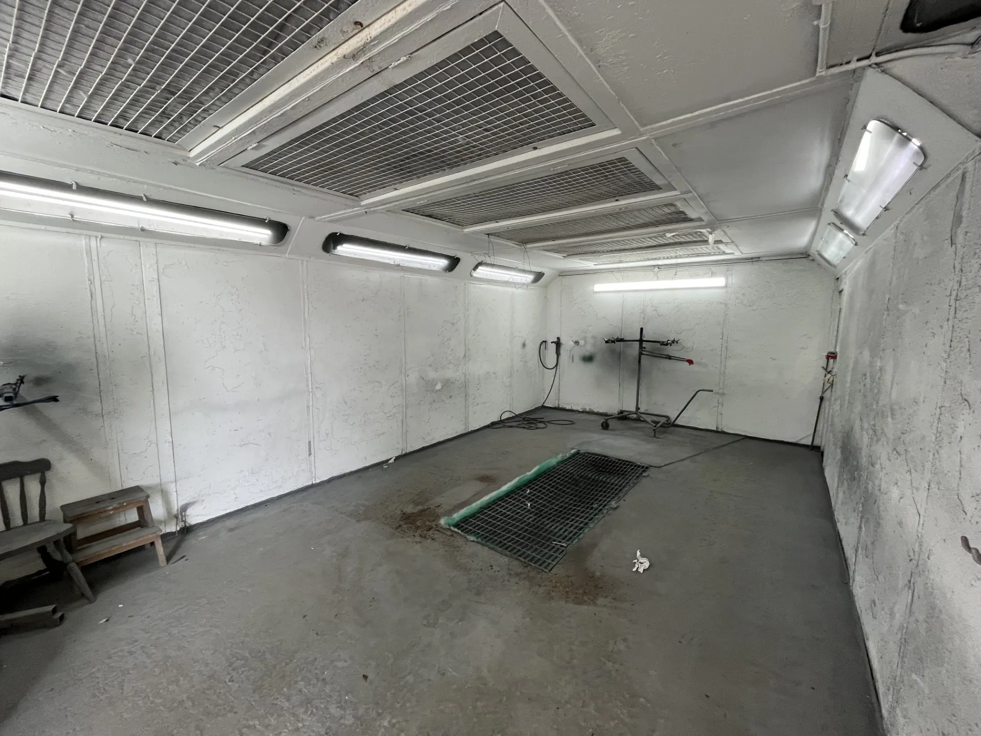 Glenroy Garage, A523, Macclesfield, Industrial / Industrial To Let / For Sale - Unit 1 - Spray Booth