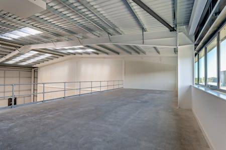 Unit 13, Vantage 41, Aston Clinton, Industrial / Warehouse / Workshops To Let - 8621189-interior14-800.jpg