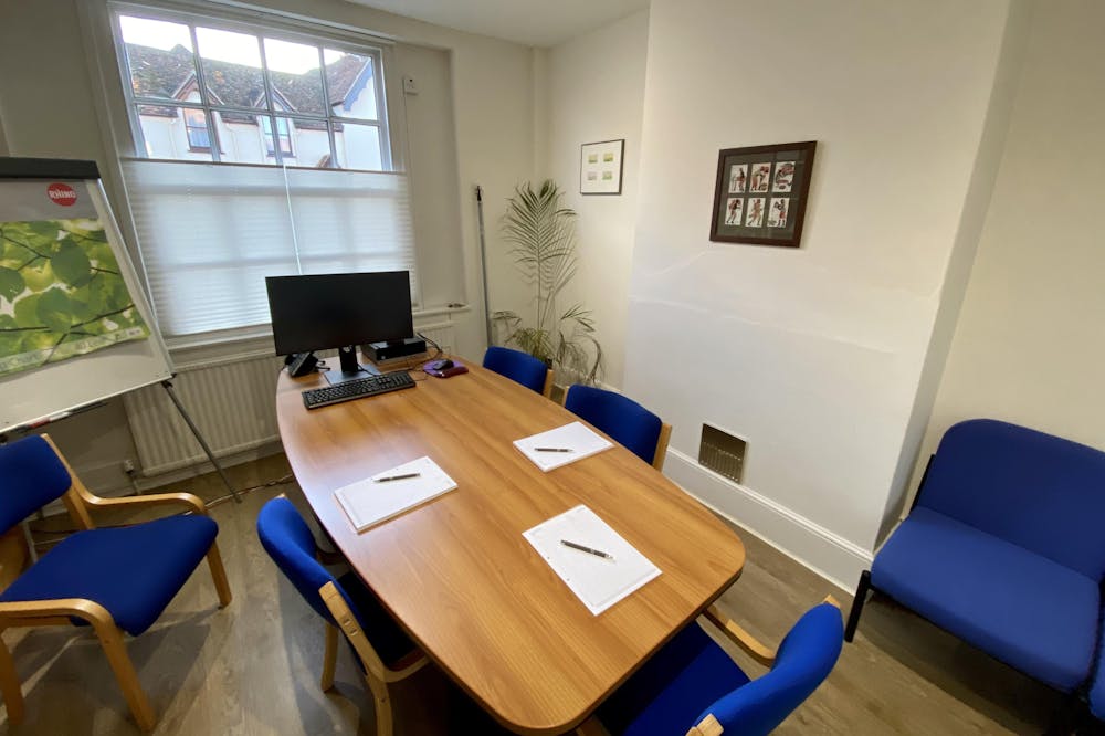 89 High Street, Thame, Office To Let - IMG_0848.JPG